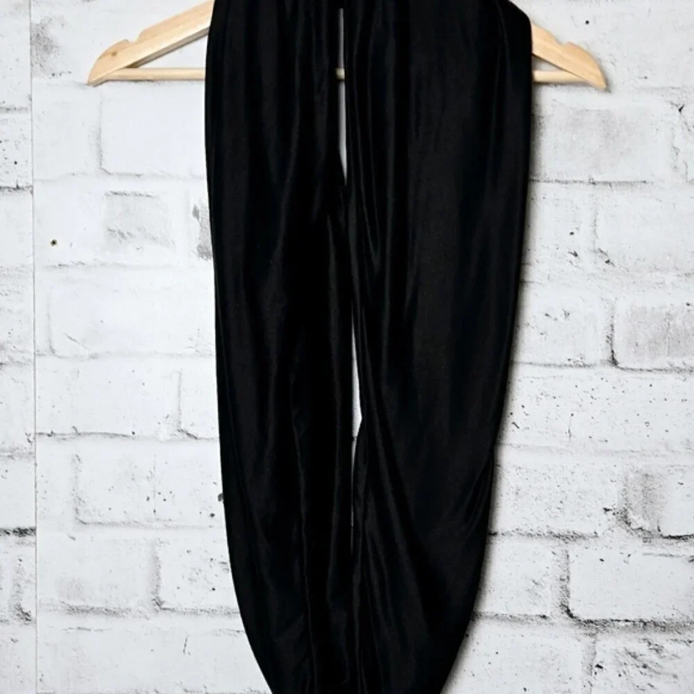 Beyond Yoga Black Infinity Scarf with Hidden Pocket
